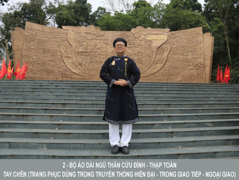 ÁO DÀI NGŨ THÂN CỬU ĐỈNH TAY CHẺN - XANH THANH - ĐÍNH ĐÁ