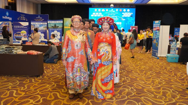 BỘ SƯU TẬP ÁO DÀI LONG - PHƯỢNG