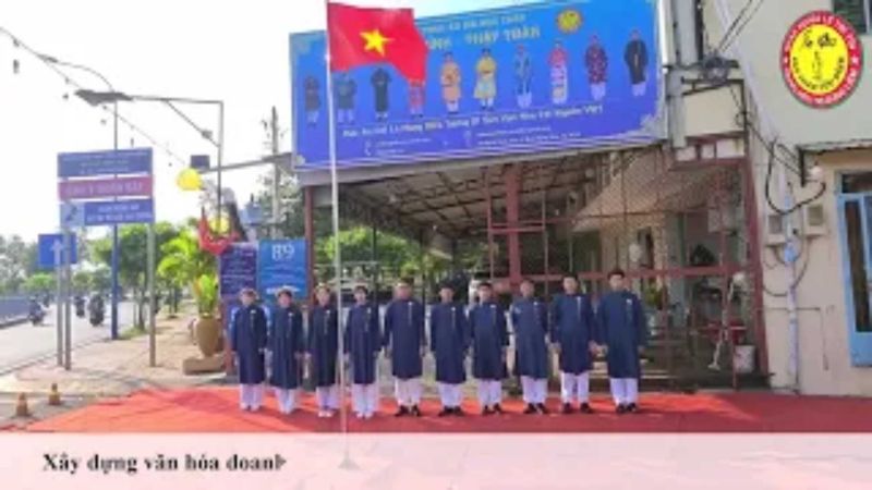 TUẦN LỄ THỨ 13 &ndash; H&Agrave;NH TR&Igrave;NH 52 TUẦN MẶC &Aacute;O D&Agrave;I CH&Agrave;O CỜ C&Ocirc;NG TY &Aacute;O D&Agrave;I NGŨ TH&Acirc;N CỬU ĐỈNH - THẬP TO&Agrave;N