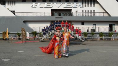 DẤU ẤN SỰ KIỆN LAN TỎA GI&Aacute; TRỊ VĂN H&Oacute;A, ĐỒNG H&Agrave;NH TINH THẦN NGHỊ QUYẾT SỐ 80 CỦA CH&Iacute;NH PHỦ