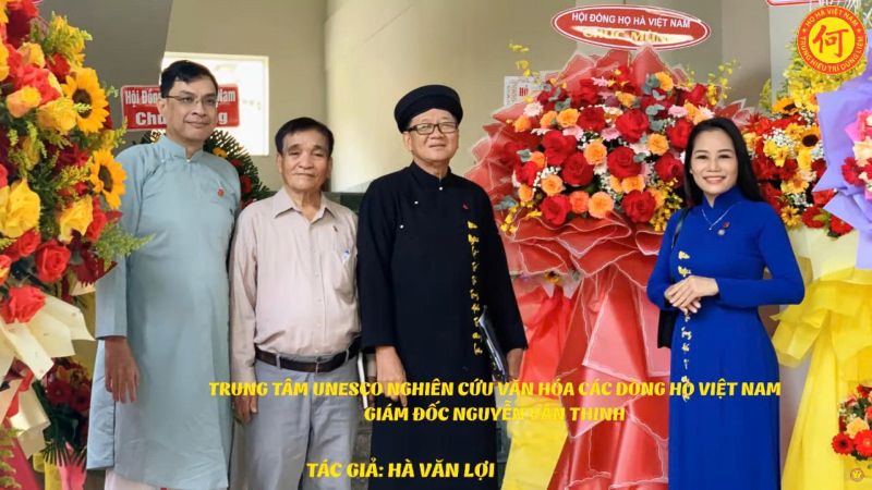 ÁO DÀI CỬU ĐỈNH THẬP TOÀN THAM LUẬN TAI TRUNG TÂM UNESCO NGHIÊN CỨU VĂN HÓA CÁC DÒNG HỌ VIỆT NAM