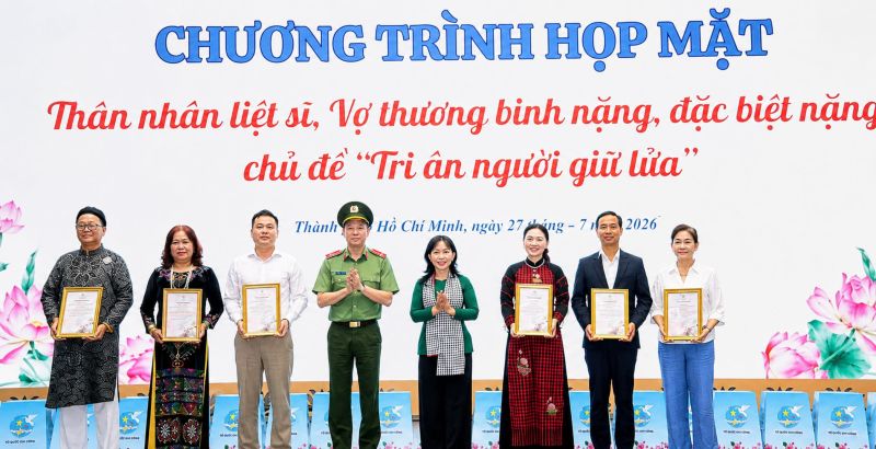 Tin Tức S&aacute;ng Ng&agrave;y 23/07/2026 Nh&agrave; Nghi&ecirc;n Cứu &ndash; Nh&agrave; Thiết Kế &ndash; Nghệ Nh&acirc;n H&agrave; Văn Lợi Tham Dự Chương Tr&igrave;nh Tri &Acirc;n Nh&acirc;n Kỷ Niệm 79 Năm Ng&agrave;y Thương Binh &ndash; Liệt Sĩ (27/7/1947 &ndash; 27/7/2026)